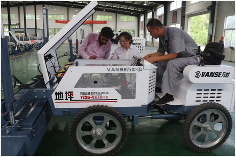 Indian Customer Visit Shandong Vanse Machinery Technology Co., Ltd. 3 201808091150563106919