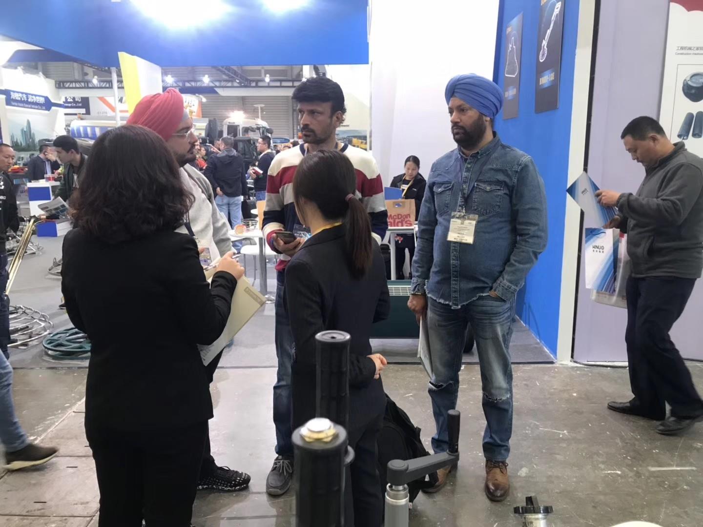 Shandong Vanse Machinery Technology Co., Ltd. Attends 2018 Bauma China In Shanghai 5 201901031544366366757