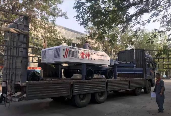 Warm Congratulations To Shandong Vanse YZ30-4E Medium-sized Telescopic Arm Laser Leveling Machine Sent To Weifang, Shandong 2 image