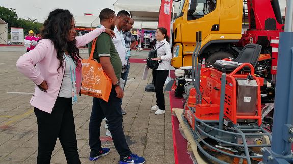 Vanse YZ30-4E Concrete Laser Leveling Get High Reputation From Weifang Customer 3 image