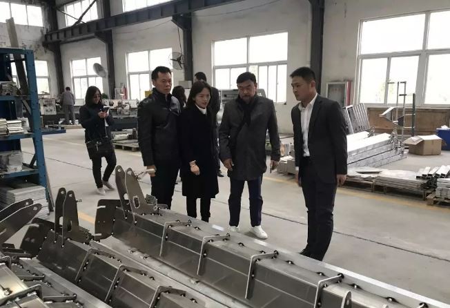 Visiting, Warmly Welcome Two Foreign Guests At The Same Time To Shandong Vanse Machinery To Inspect. 2 image