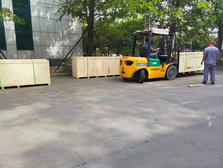 Shandong Vanse Machinery Technology Co., Ltd. Exported Many Laser Leveling Machines To Singapore. 1 x4u6