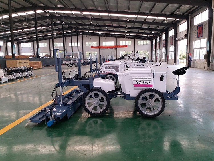 On December 20th, the YZ28-4S laser levelling machine produced Shandong Vanse Machinery Technology Co., Ltd. was centrally loaded and exported to Canada. 2 yz28-4s-2