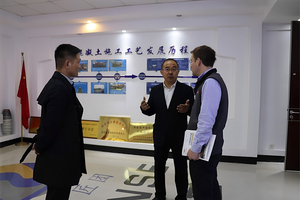 UK Clients Come To VANSE Group To Visit Factories And Sign Cooperation Agreements 2 01