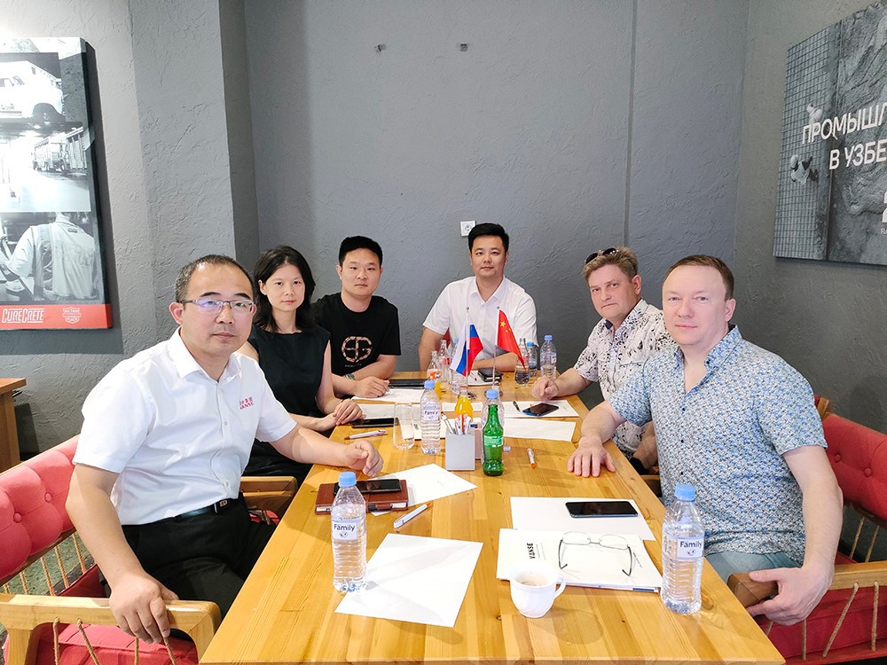 The chairman and his team visited Uzbekistan to sign a cooperation agreement with customers 1 04