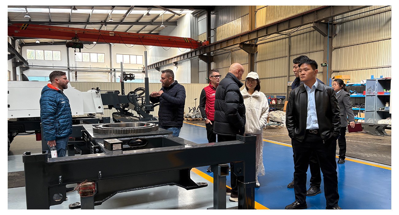 Spanish Agent Visited Shandong Vanse Machinery Technology Co., LTD 5 Power Trowel (VS424 / VS436 / VS836 / VS836H / VS1046 / VS1046H)