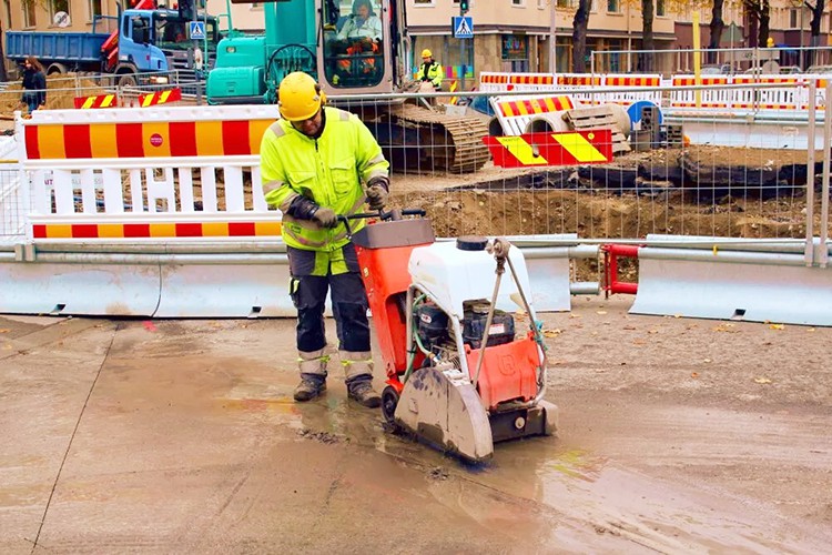 Requirements and Measures for Safety Construction of Concrete Cutting 1 01