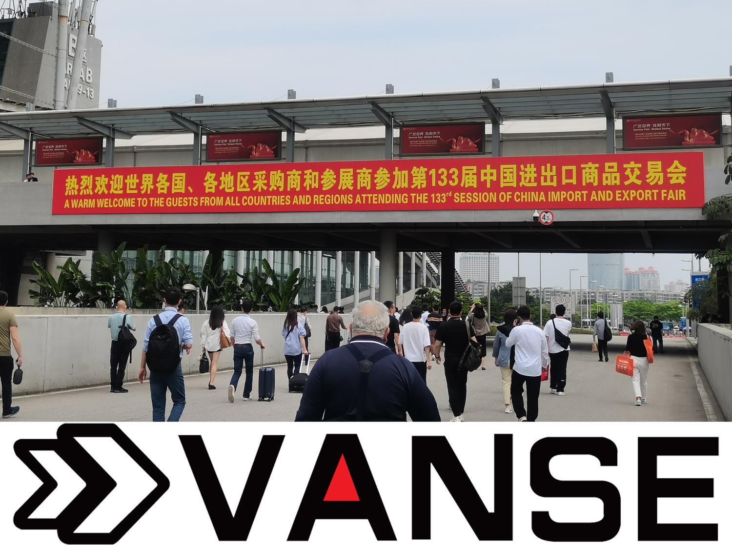 Vanse Laser Leveling Machine - Strive To Create High-End Ultra-Flat Ground 1 info-1500-1125