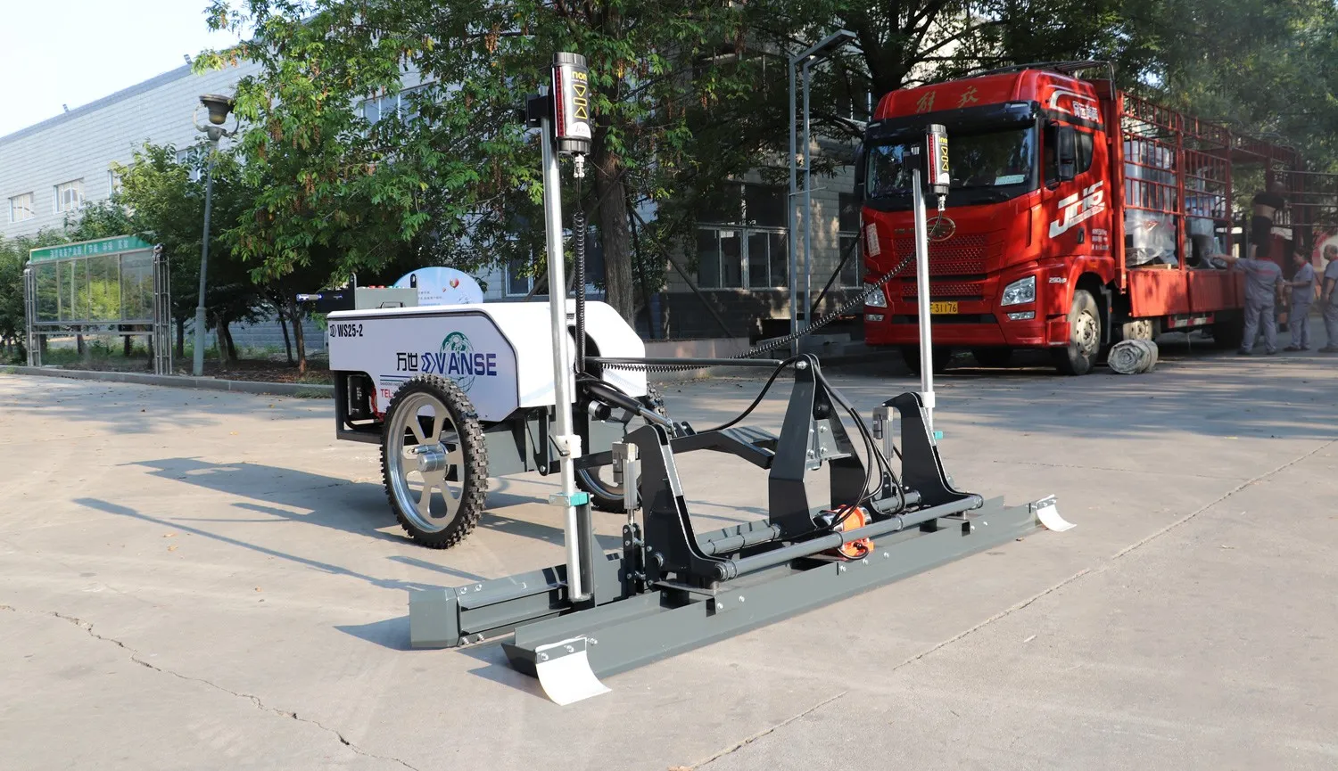 What factor affect the elevation accuracy of the concrete laser leveling machine? 2 VANSE WS25 concrete laser screed