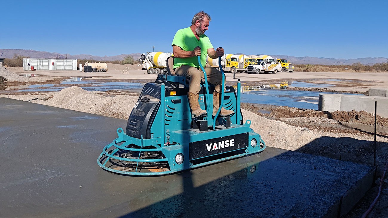 The construction process and requirements of laser leveling concrete wear-resistant floor 5 Construction equipment requirements