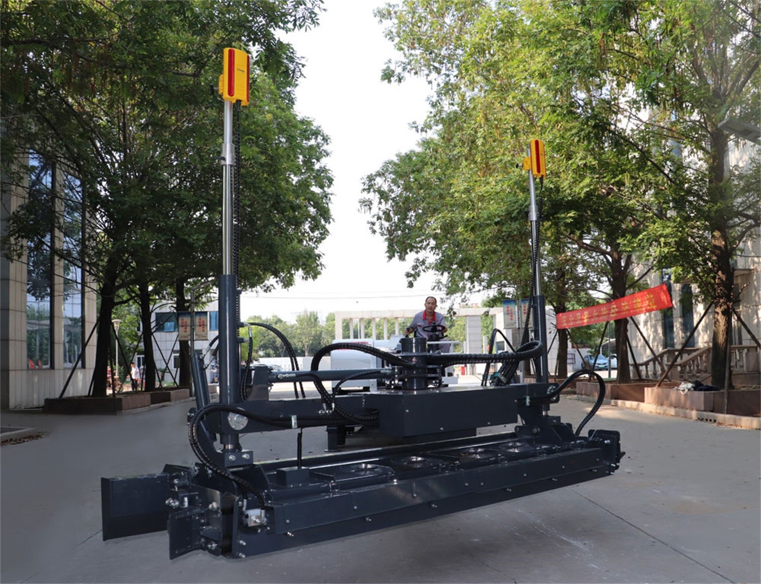 Large boom operated laser guided concrete leveling machine 5 info-1500-1152