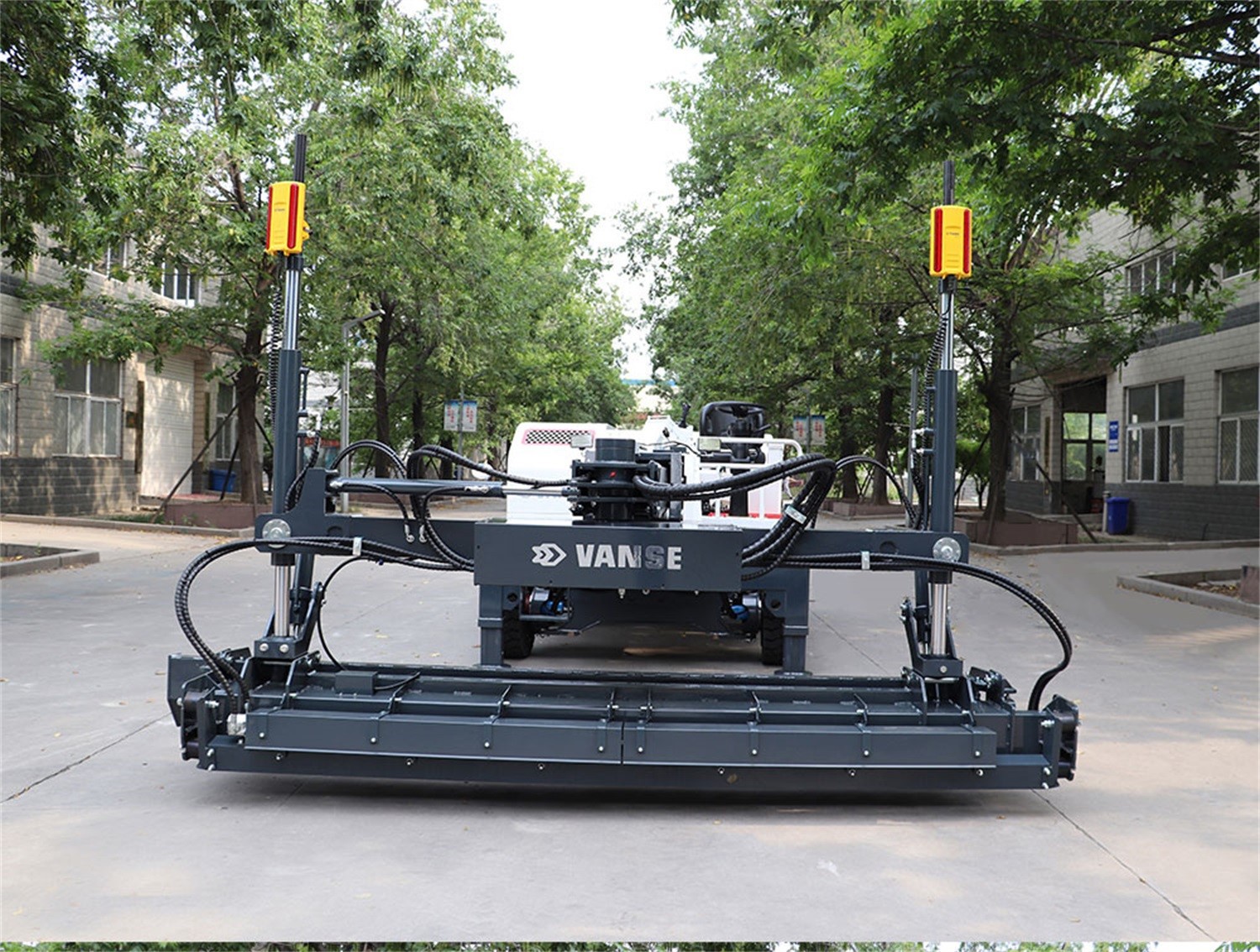 Large boom operated laser guided concrete leveling machine 2 info-1500-1134
